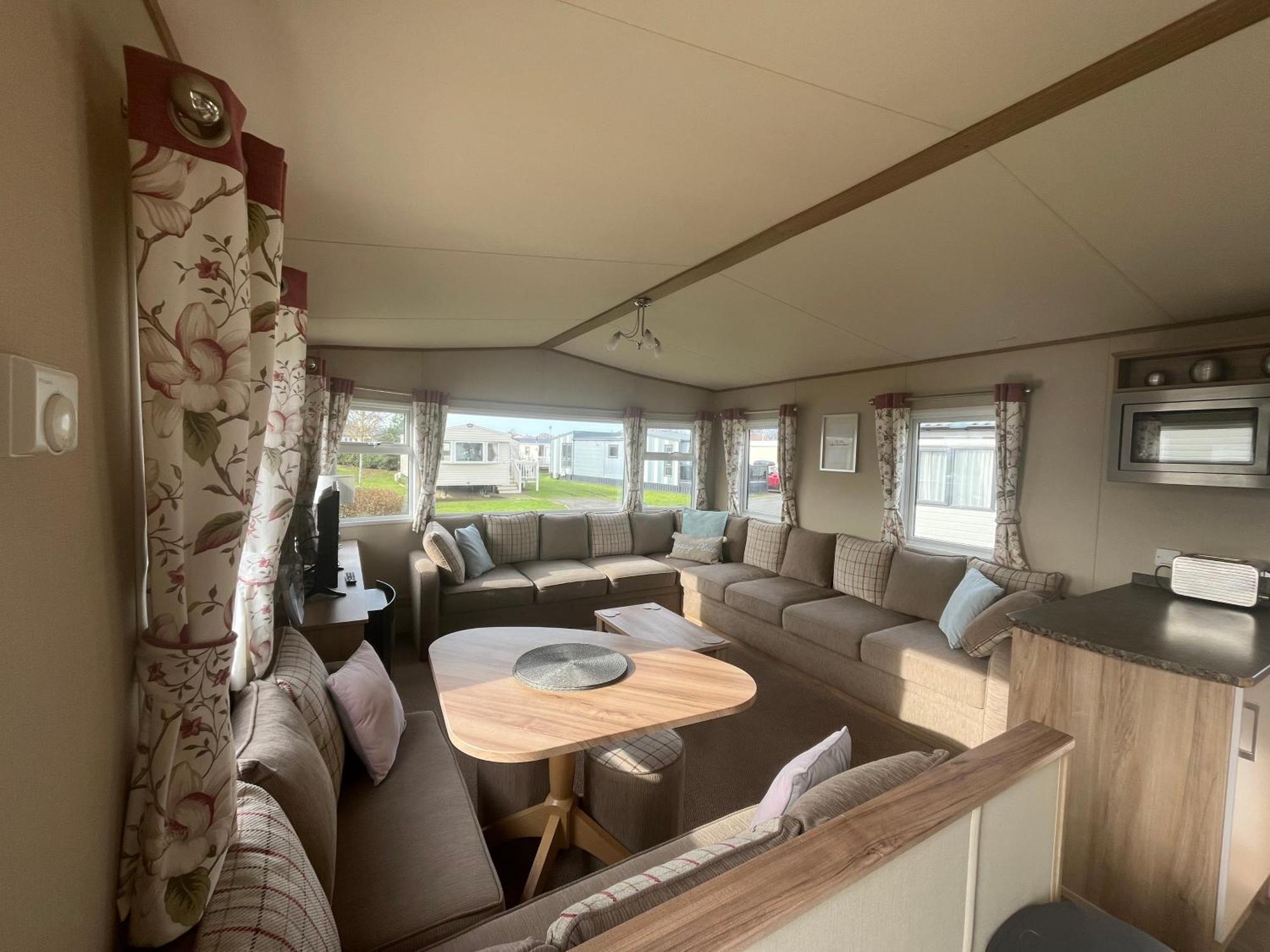 Tattershall Lakes Kingfisher Caravan 8 Berth With Hot Tub & Wifi Экстерьер фото