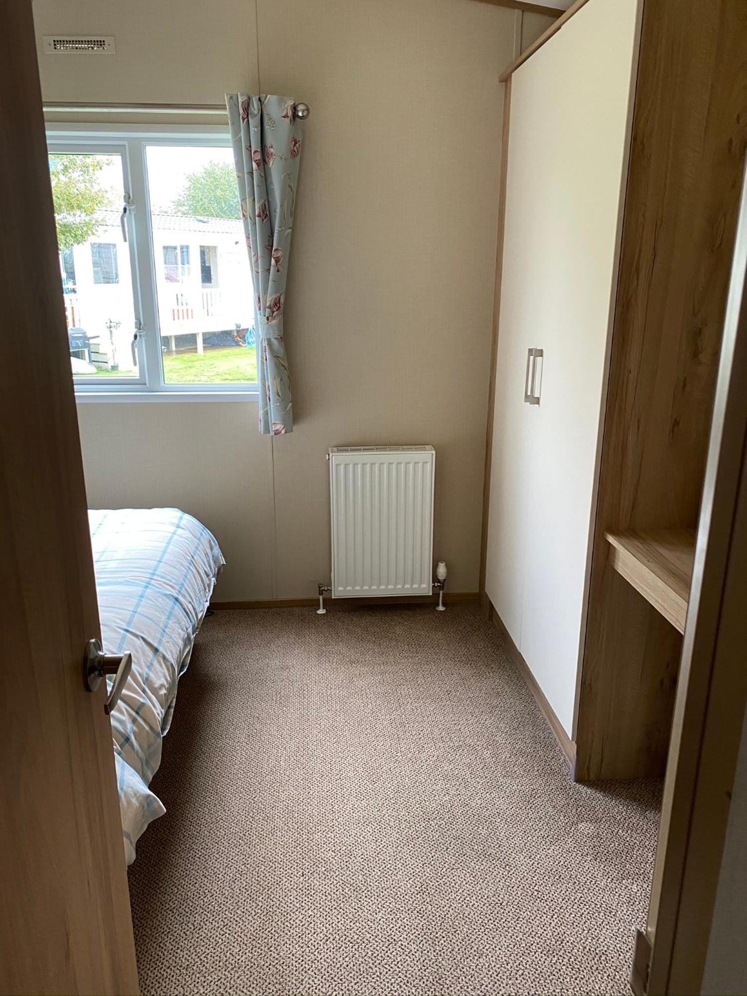 Tattershall Lakes Kingfisher Caravan 8 Berth With Hot Tub & Wifi Экстерьер фото