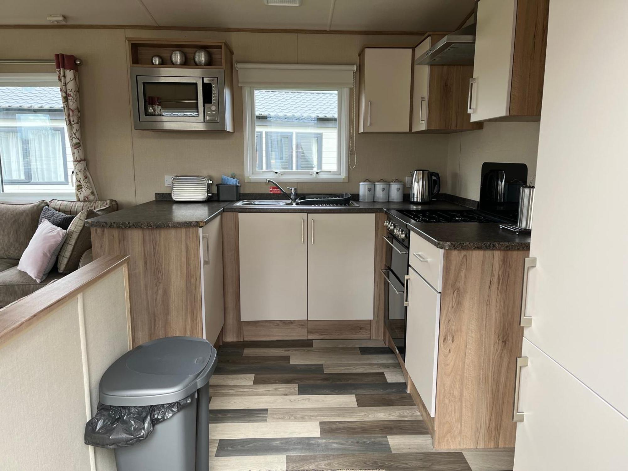 Tattershall Lakes Kingfisher Caravan 8 Berth With Hot Tub & Wifi Экстерьер фото